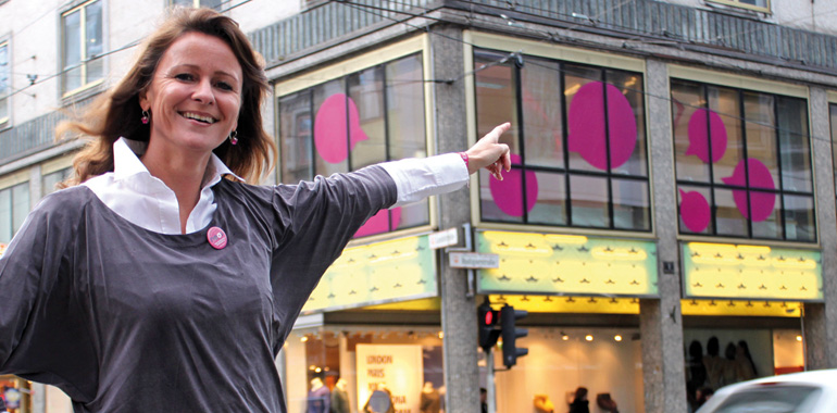 Ab sofort mitten in Linz, direkt an der Mozartkreuzung: die NEOS-Zentrale mit Landessprecherin Judith Raab.