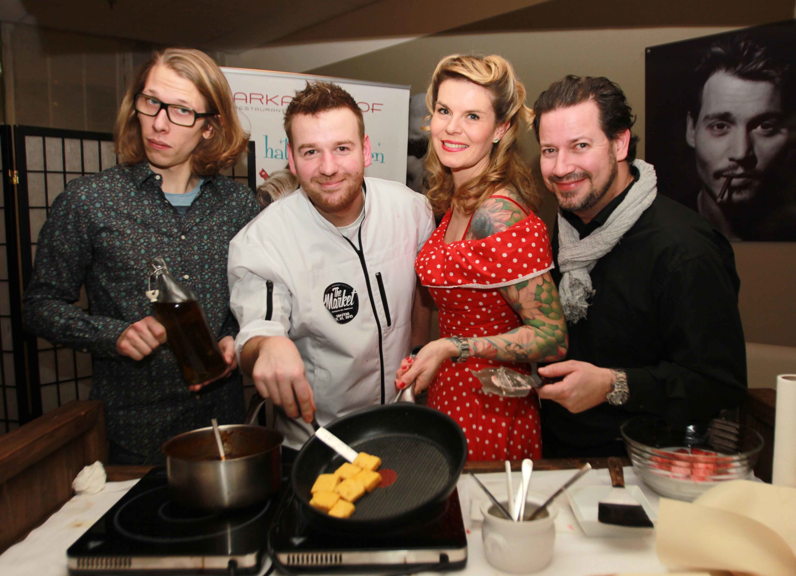 Sänger und Kabarettist Blonder Engel, Sat 1-Koch-Show-Gewinner Jan Aigner, die Restaurant Arkadenhof-Chefs Jenny und Rene Weber