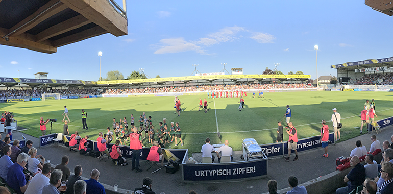 Eine Linzer Ausnahme: Die TGW Arena des LASK ist bei jedem Heimspiel gut besucht.