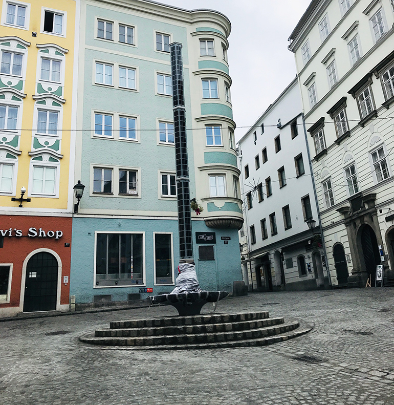 Der "Lichtbrunnen" in der Linzer Altstadt