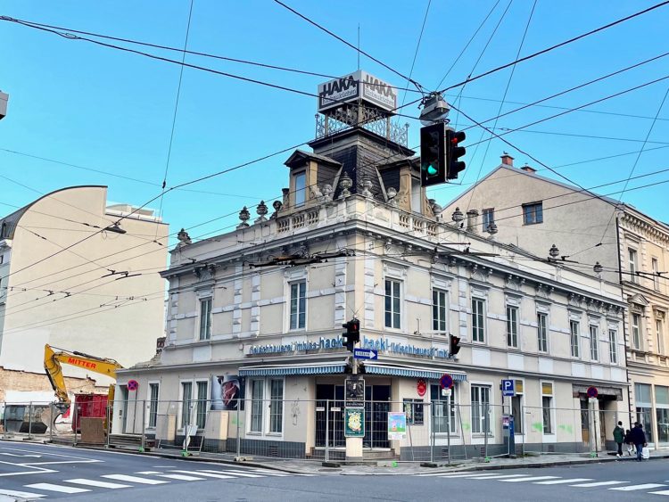 Geschliffen: Das legendäre  „Hackl-Haus“ an der Kreuzung  Mozartstraße/Dametzstraße
