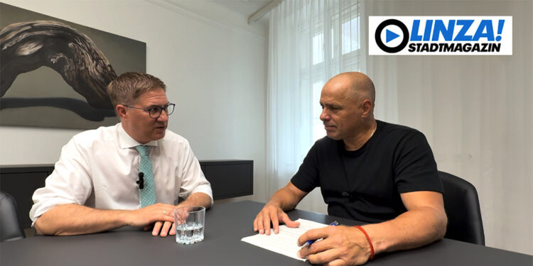Andreas Rabl im LINZA-Talk mit CR Wilhelm Holzleitner. Das gesamte Interview gibt's auch als Video: www.linza.at/rabl/